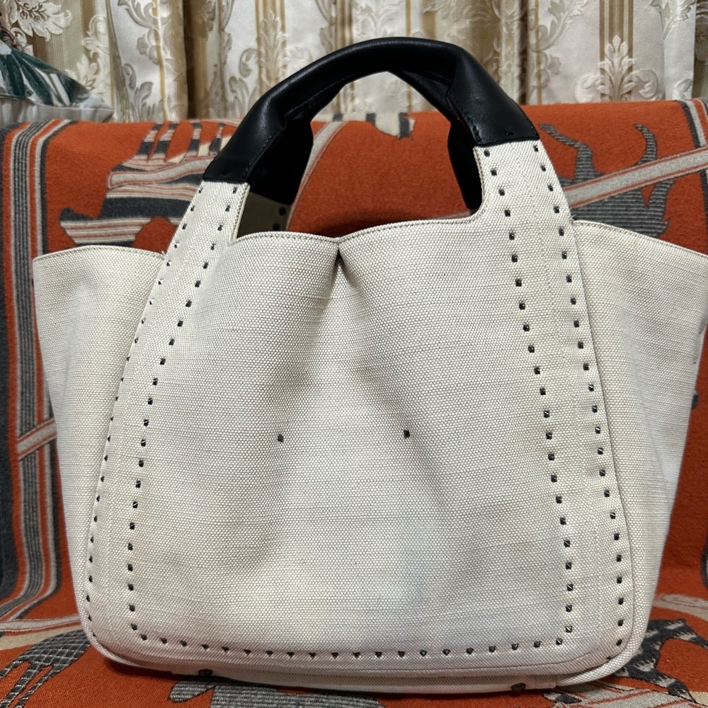 VALENTINO GARAVANI ❤️🌟ATELIER CREAM CANVAS TOTE BAG⭐️ - Picture 3 of 12